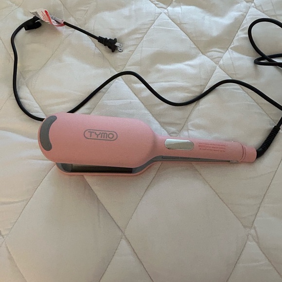 TYMO ROVY HAIR WAVER. USED ONCE. BOX NOT INCLUDED - Picture 1 of 3